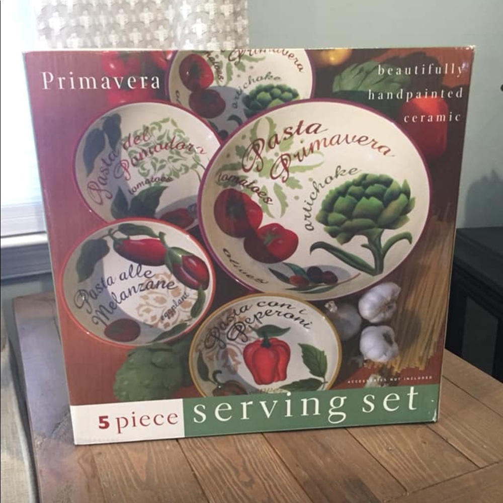 Serving bowls